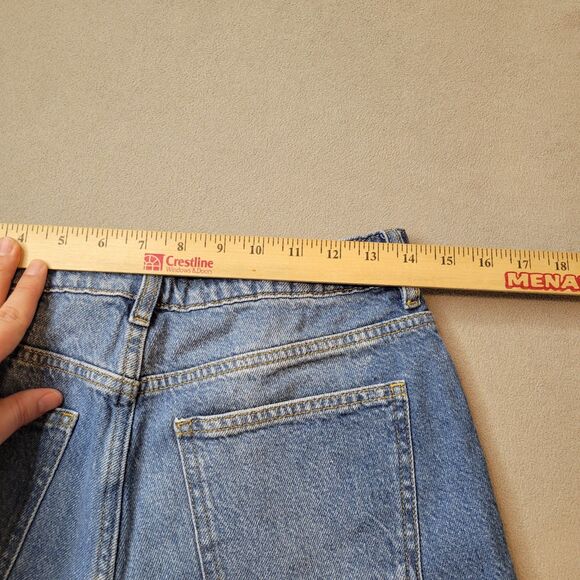 PACSUN Medium Indigo Roll Cuff Denim Mom Shorts Women’s Size 28 - Picture 4 of 7